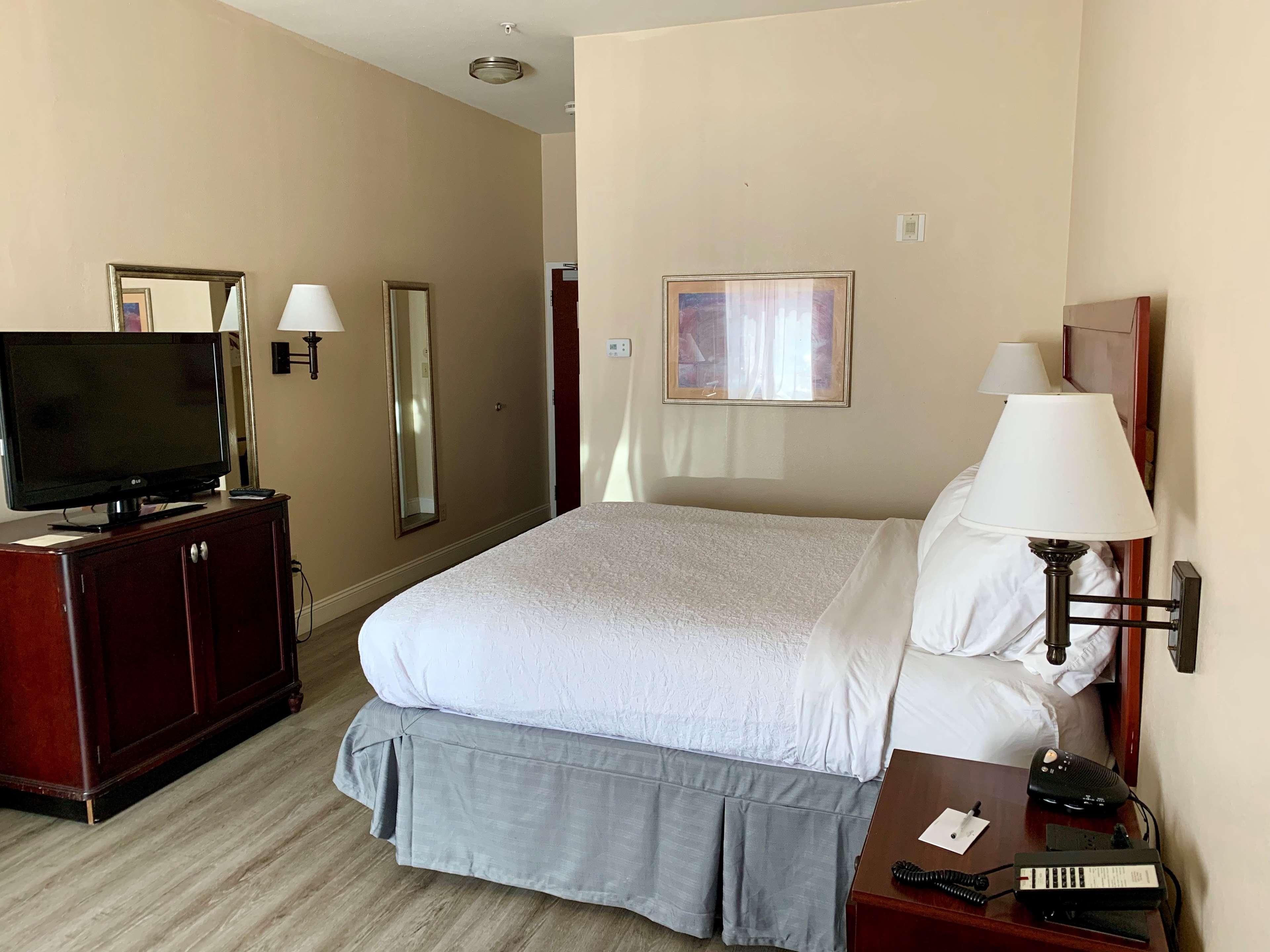 Country Inn & Suites By Radisson, Midway - Tallahassee West Экстерьер фото