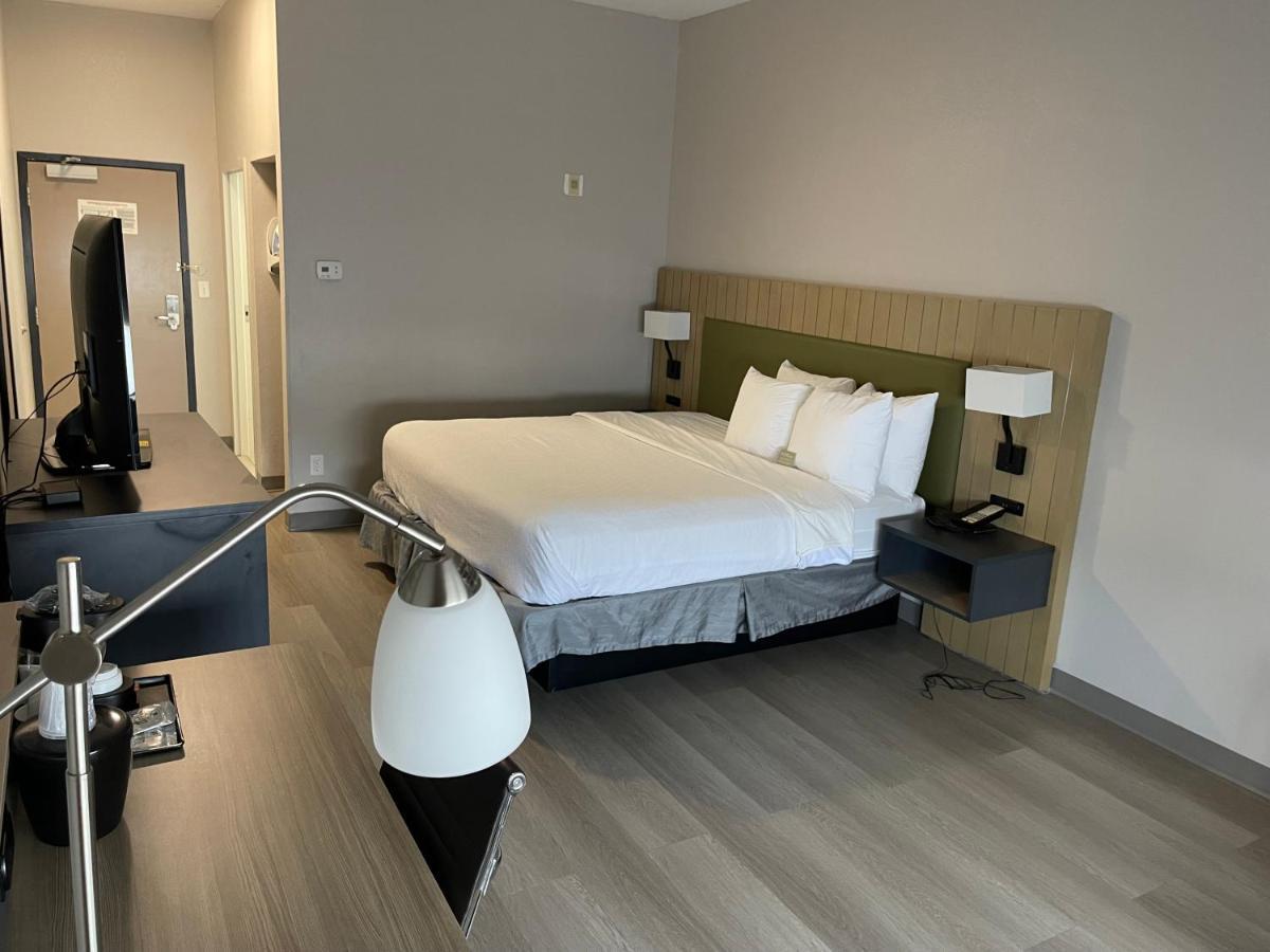 Country Inn & Suites By Radisson, Midway - Tallahassee West Экстерьер фото